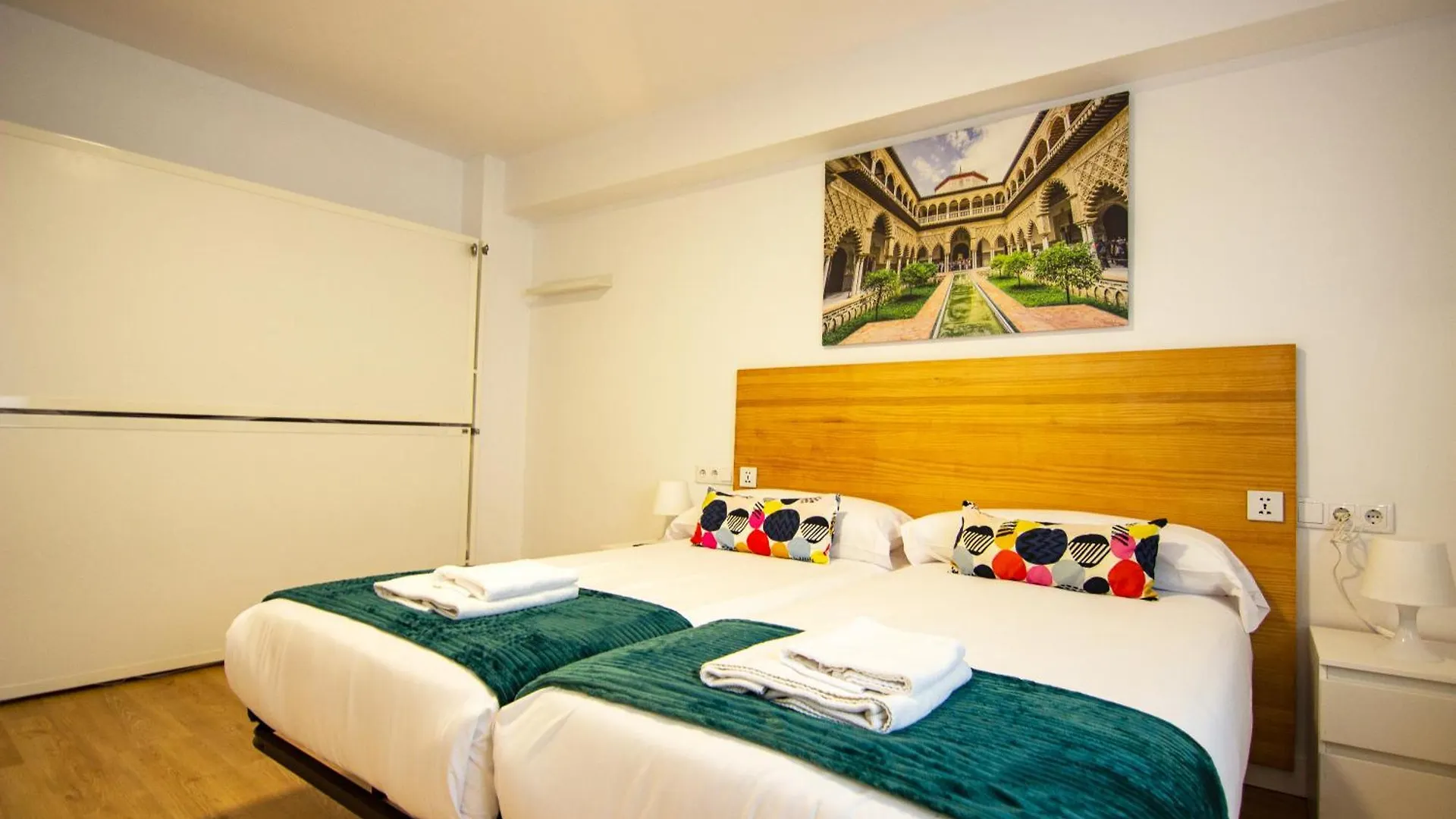 Apartment Rentalsevilla Teodosius Grand Home