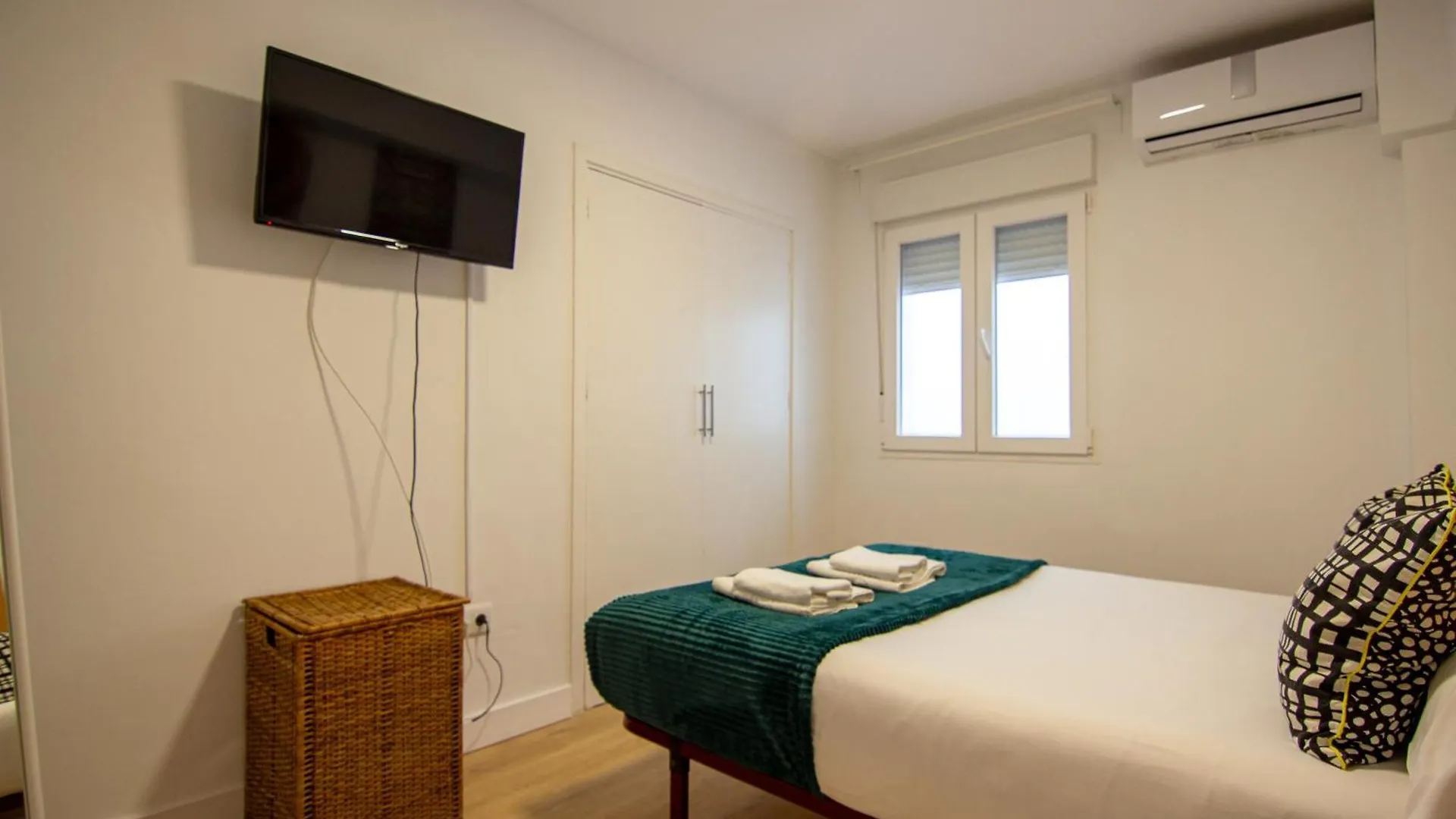 Rentalsevilla Teodosius Grand Home Apartment